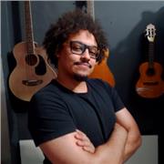 Aulas de violão e iniciação musical para iniciantes
